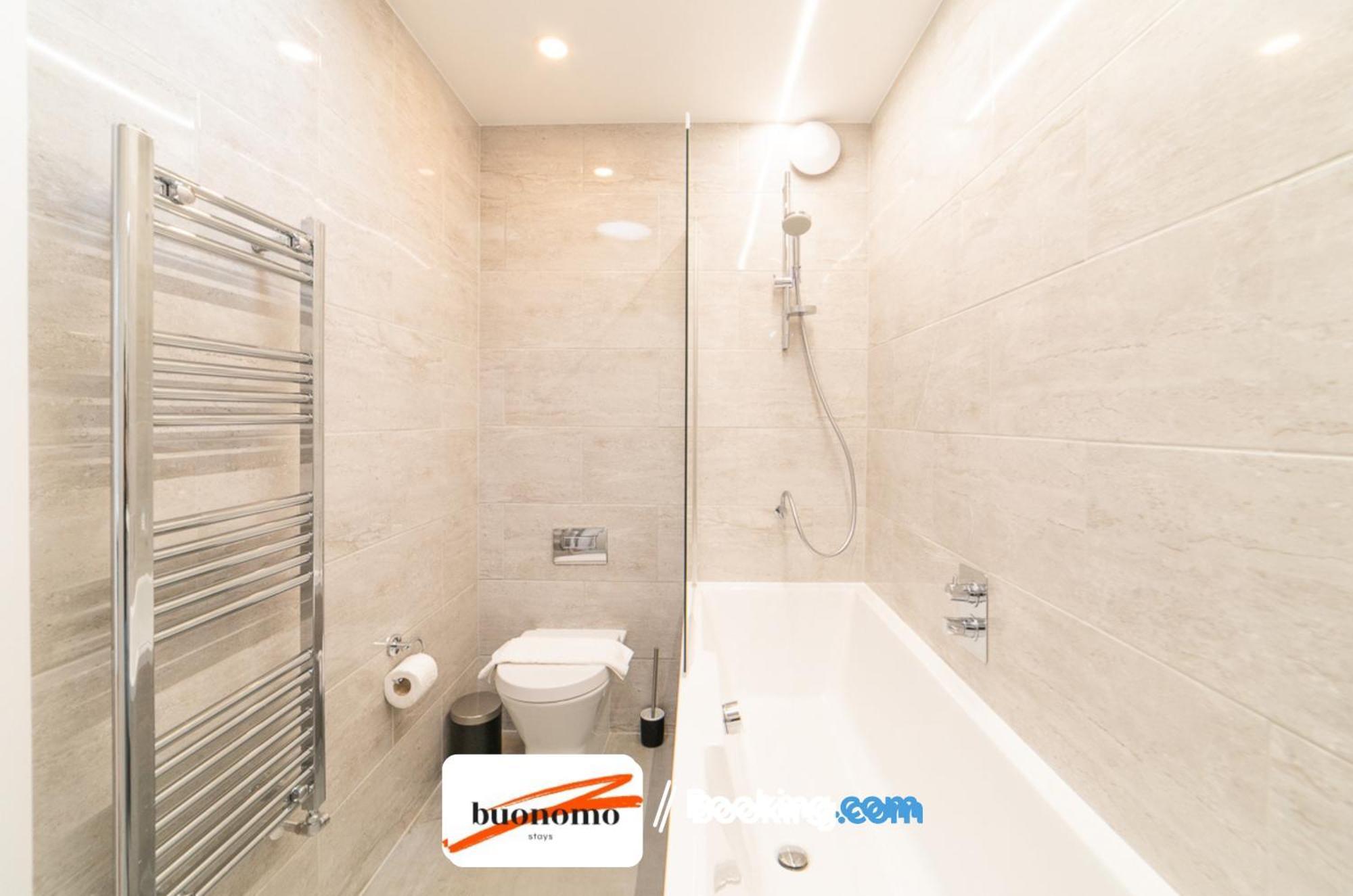 Two Bedroom Apartment At Buonomo Stays Short Lets & Serviced Accommodation London Exterior photo